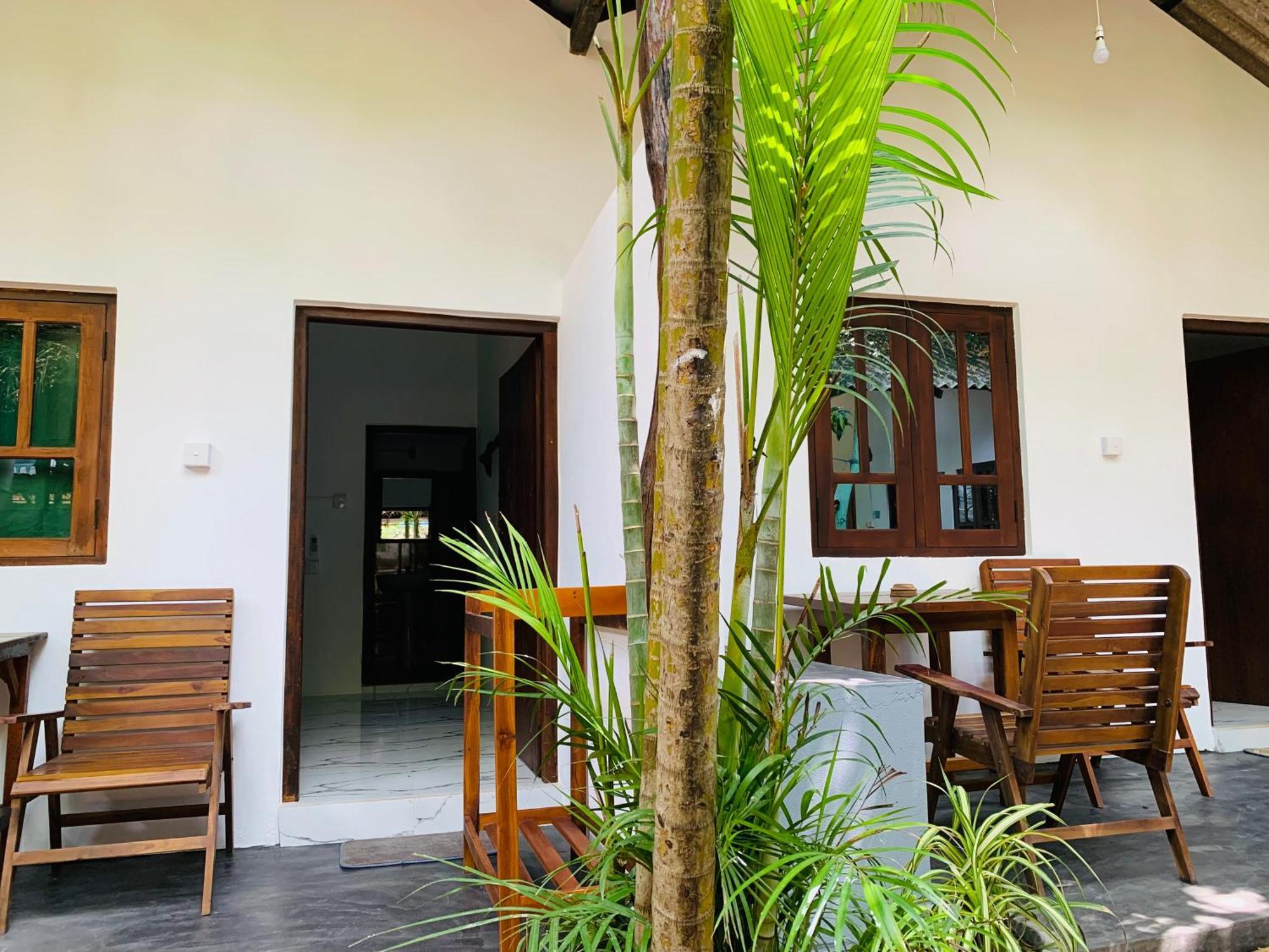 Villa The Woodnest à Baie d'Arugam Extérieur photo