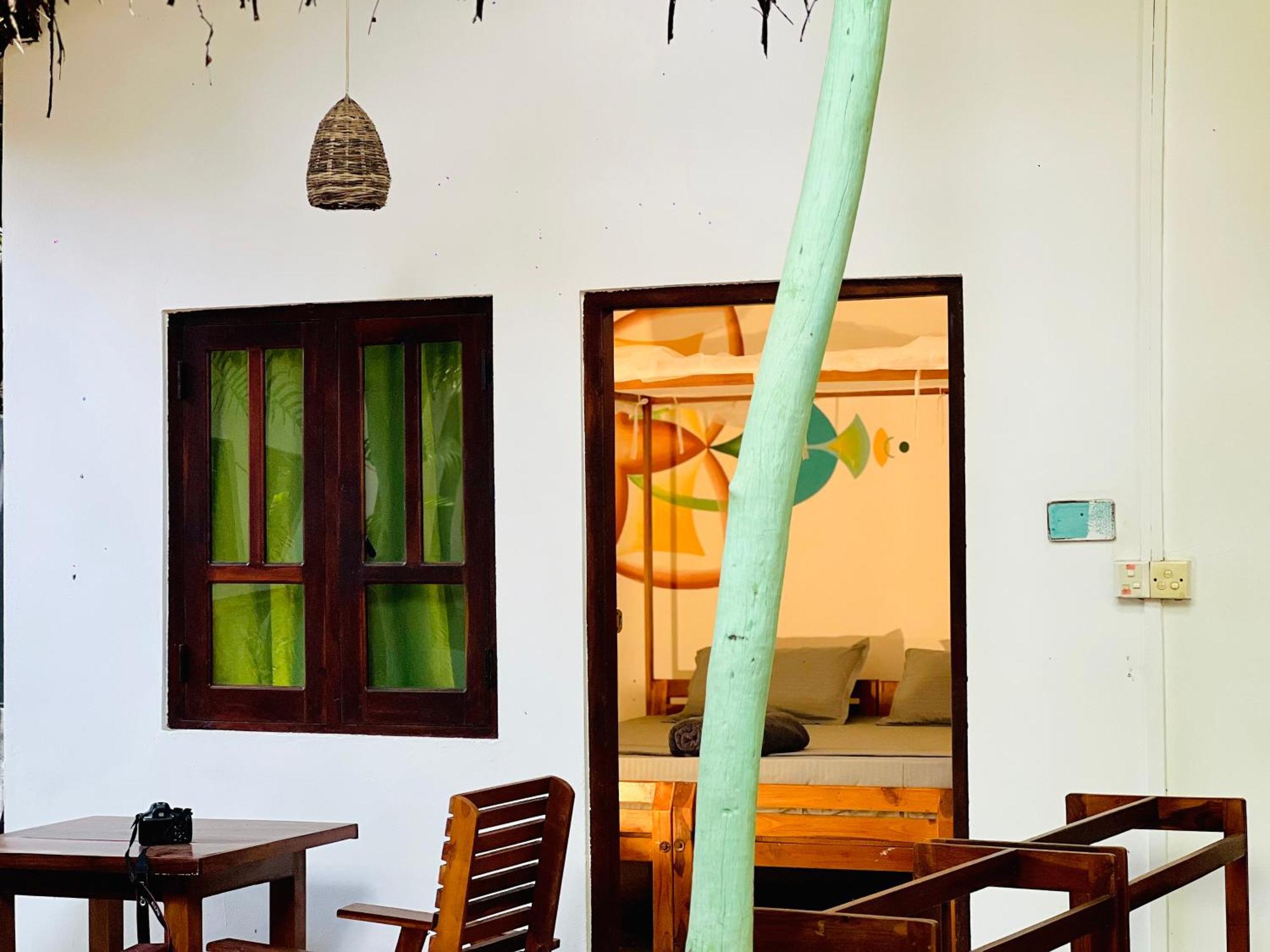 Villa The Woodnest à Baie d'Arugam Extérieur photo