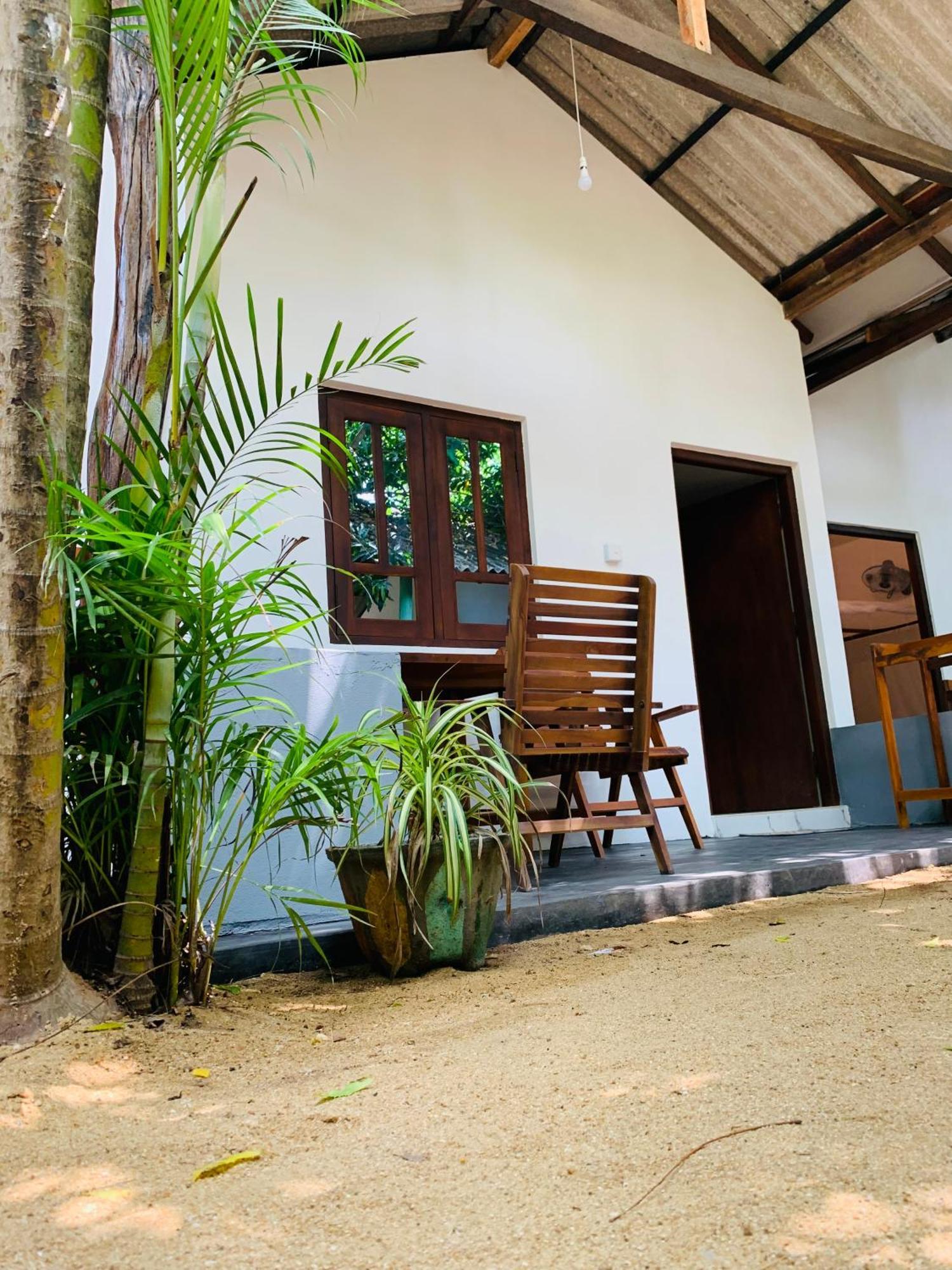 Villa The Woodnest à Baie d'Arugam Extérieur photo