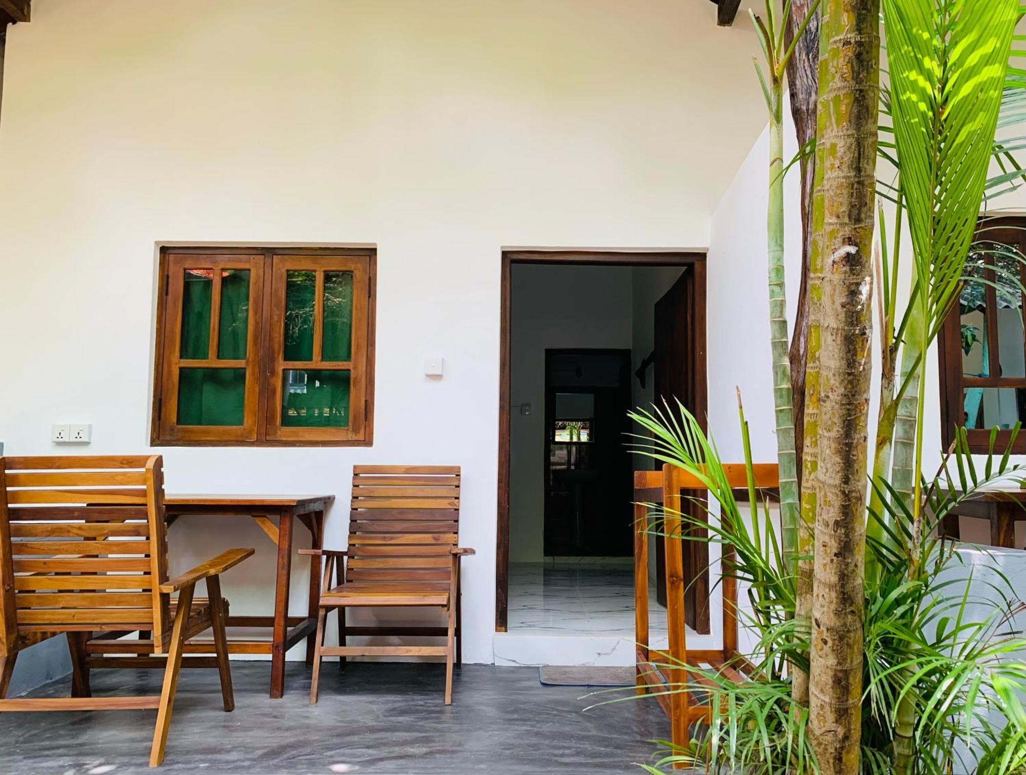 Villa The Woodnest à Baie d'Arugam Extérieur photo